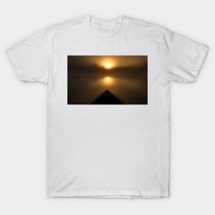 Kayak in the sun T-Shirt